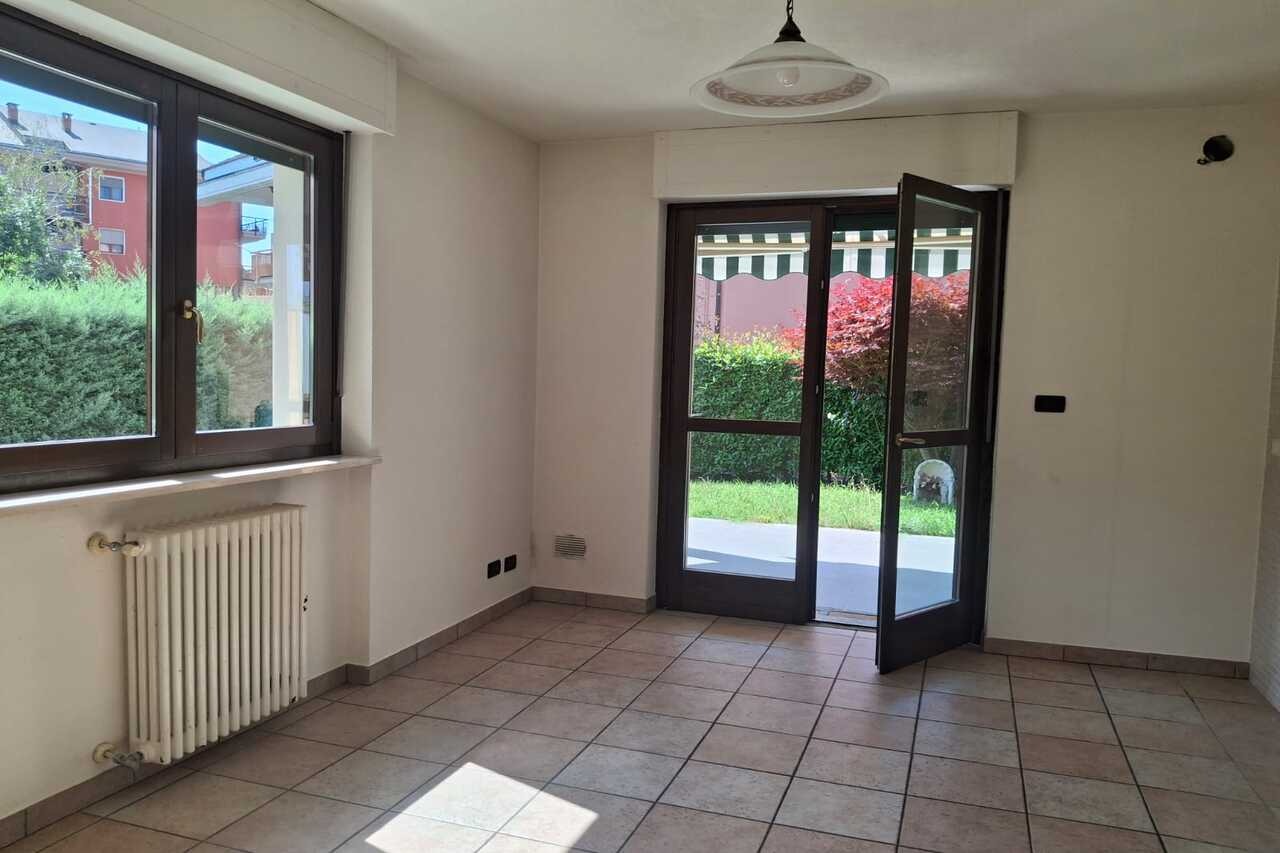 casa venduta sovrapprezzo - prima